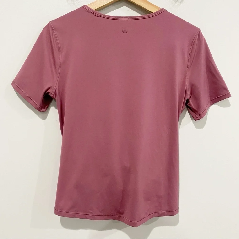 LULULEMON Do The Daily Short Sleeve Plumful W3CS6S Active Athleisure Size 8